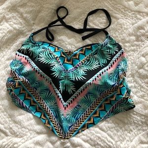 Beach Betty Bikini Top. EUC